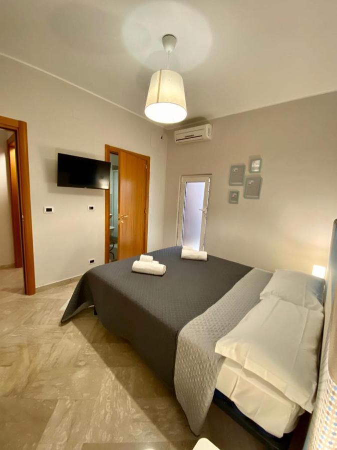 בארי Ginevra Rooms מראה חיצוני תמונה