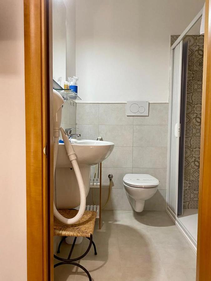 בארי Ginevra Rooms מראה חיצוני תמונה
