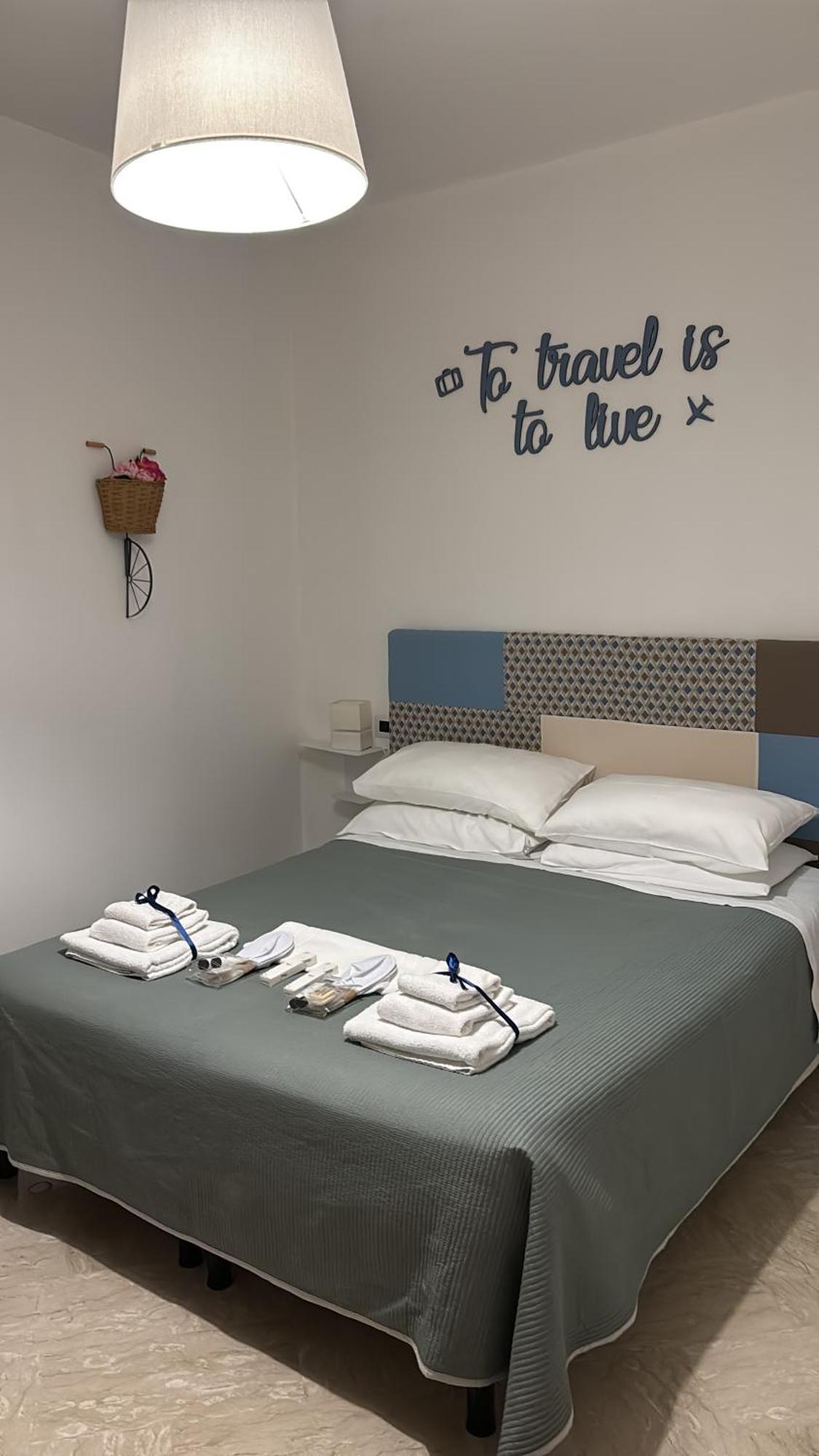בארי Ginevra Rooms מראה חיצוני תמונה